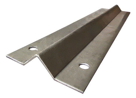 5.8m 6m 3m V Groove Sliding Gate Track Hardware Rail Diprofilkan V Atau Y Groove Wheel 2.5mm Tebal