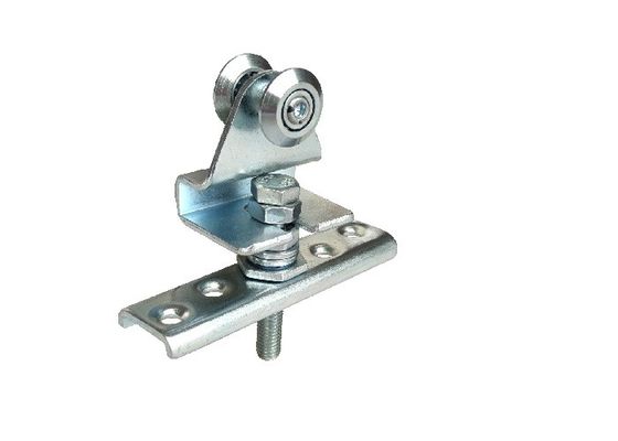 1.5 &quot;Menggantung Pintu Geser Fitting Roller Rail System Dengan Bend Plate Galvanized Steel