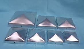 Besi Tempa 3 Inch Square Metal Fence Post Caps 1-3/8 &quot;Segitiga Logam Emas Hitam